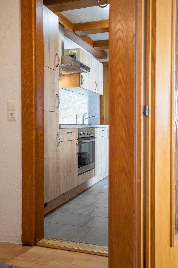 Traditional Old Town Apartment Hall in Tirol Bagian luar foto
